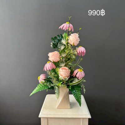 แจกันดอกไม้ประดิษฐ์