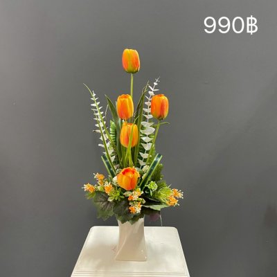 แจกันดอกไม้ประดิษฐ์