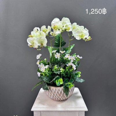 แจกันดอกไม้ประดิษฐ์