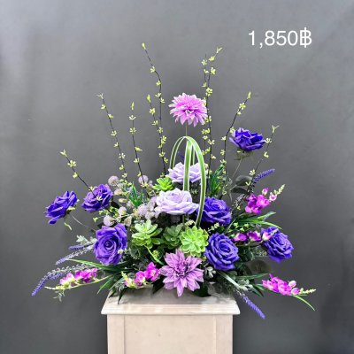 แจกันดอกไม้ประดิษฐ์