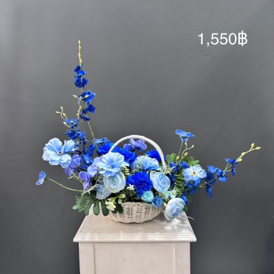 แจกันดอกไม้ประดิษฐ์