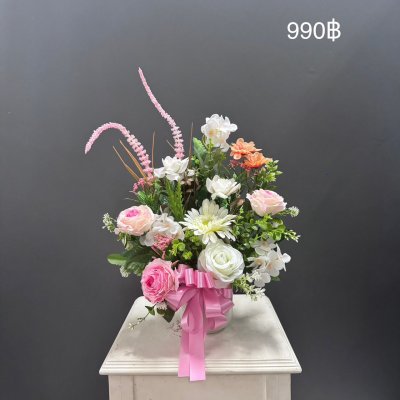 แจกันดอกไม้ประดิษฐ์