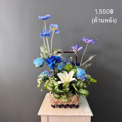 แจกันดอกไม้ประดิษฐ์