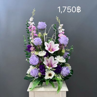 แจกันดอกไม้ประดิษฐ์