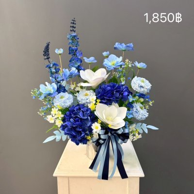 แจกันดอกไม้ประดิษฐ์