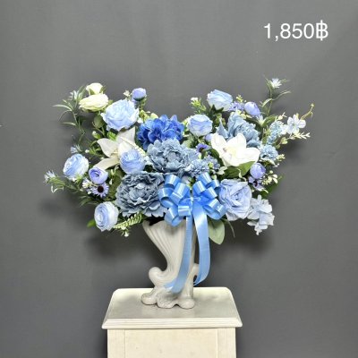 แจกันดอกไม้ประดิษฐ์