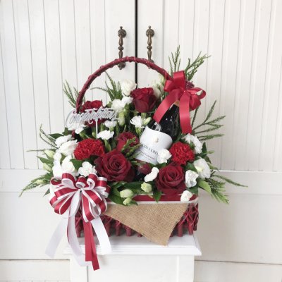 กระเช้าไวน์ ไวน์ตกแต่งดอกไม้