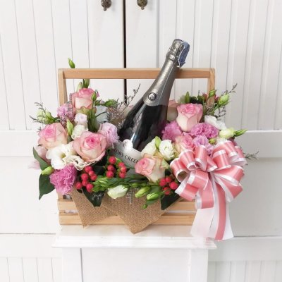 กระเช้าไวน์ ไวน์ตกแต่งดอกไม้