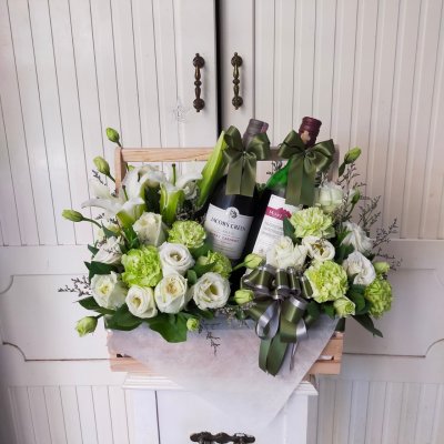 กระเช้าไวน์ ไวน์ตกแต่งดอกไม้