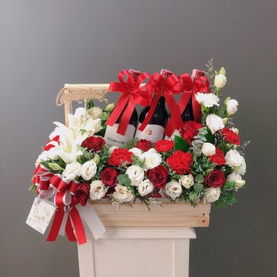 กระเช้าไวน์ ไวน์ตกแต่งดอกไม้