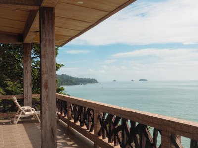 KOH CHANG HUT