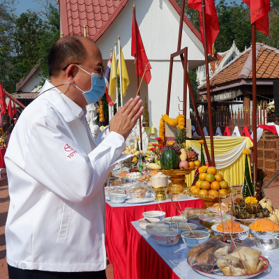 พิธีบวงสรวงวีรชนชาวบ้านบางระจัน