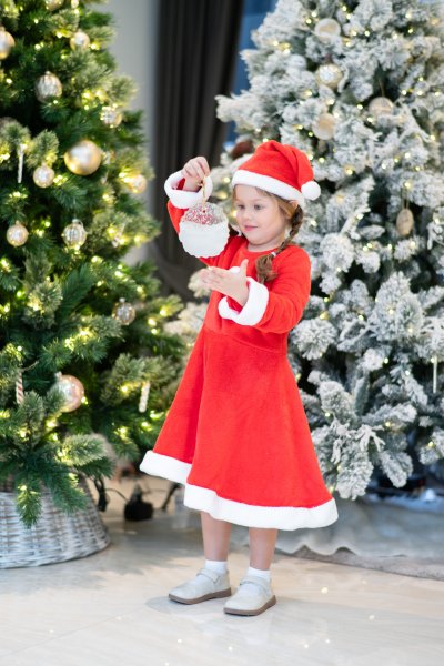 Qd Girl Santa 3,590.-