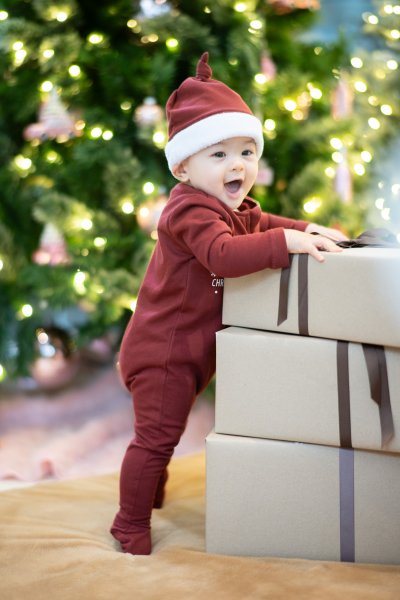 Onesie with beanie hat - Red (Name Personalization)