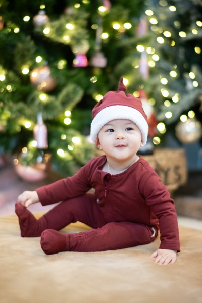 Onesie with beanie hat - Red (Name Personalization)