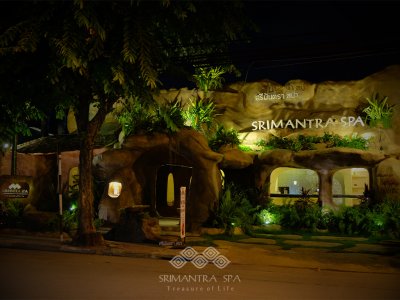 Srimantra in chiang mai night bazaar charoen prathet road best spa thai massage 水療 按摩 清邁