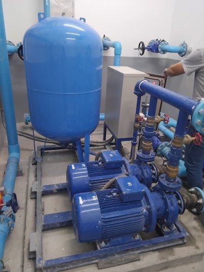 ปั๊มน้ำมอเตอร์ในตัว (เหล็กหล่อ) (รูปผลงาน)