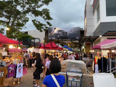 ป้ายทางเข้าตลาด ป้าย ป้ายติดตลาด ป้ายโฆษณา