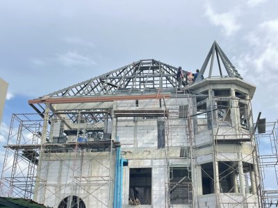 งานก่อสร้างบ้านพักอาศัย 3 ชั้น ถนนรามอินทรา