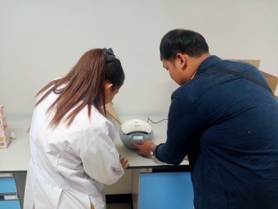 D2012 Centrifuge - Onilab