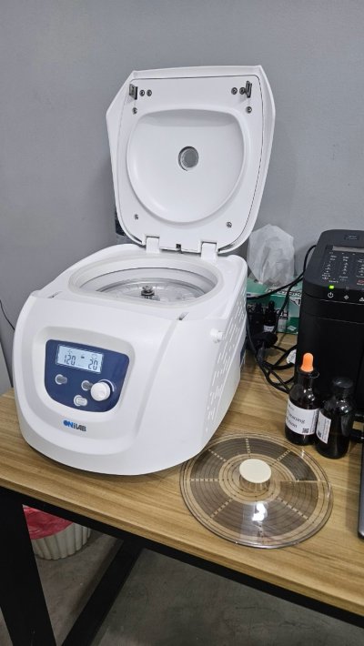 DM1224 Centrifuge Hematocrit by Onilab