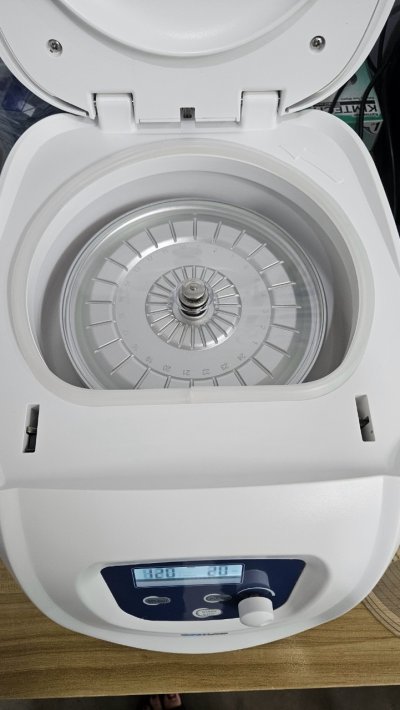 DM1224 Centrifuge Hematocrit by Onilab