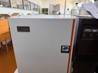MD-86L108 Small Compact Under Counter Ultra Cold Freezer by Midea Biomedical
