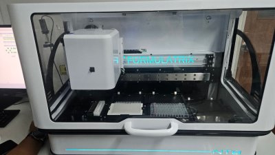 Drop Setter for Protein Crystallization - NT8® (Formulatrix) และ CyBio FeliX Automated Pipette Robot (Analytikjena)