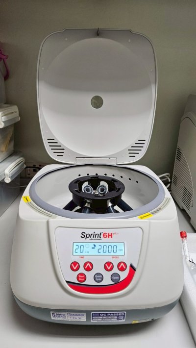 (C3303-6HP) Sprint™ 6H Plus Clinical Centrifuge - Benchmark