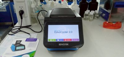 EdvoCycler™ 2 PCR (EDVOTEK), B-BOXTM Blue Light LED Epi-illuminator (SMOBIO), MX-mini Vortex mixer (QLAB)