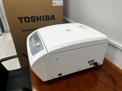 DM0636 Low Speed Centrifuge by DLAB