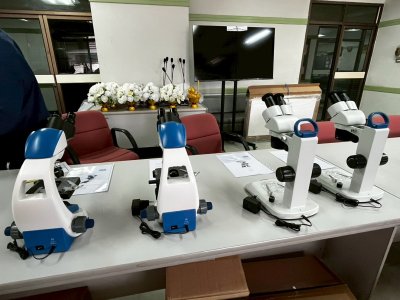 Microscope by Optika