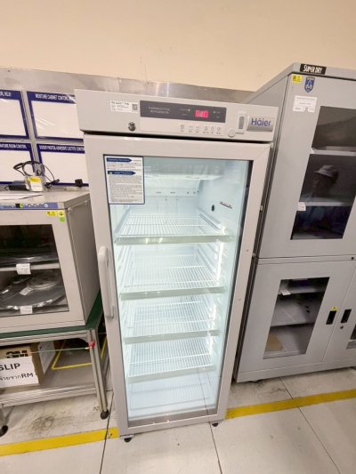 (HYC-341GD) Pharmacy Refrigerator by Haier