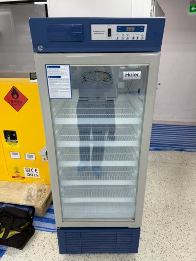 (HYC-290) Pharmaceutical Refrigerator by Haier