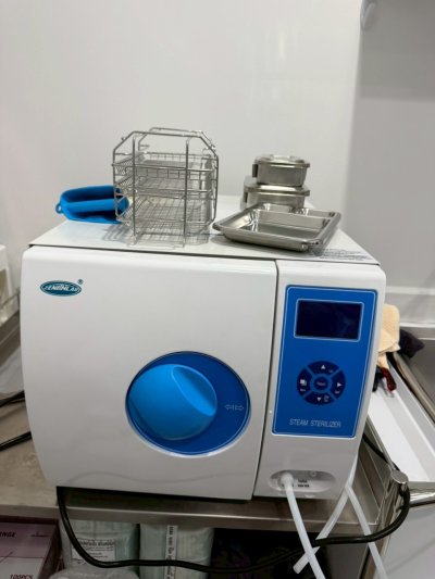 (B8C) Automatic table type steam sterilizer by ZenithLab