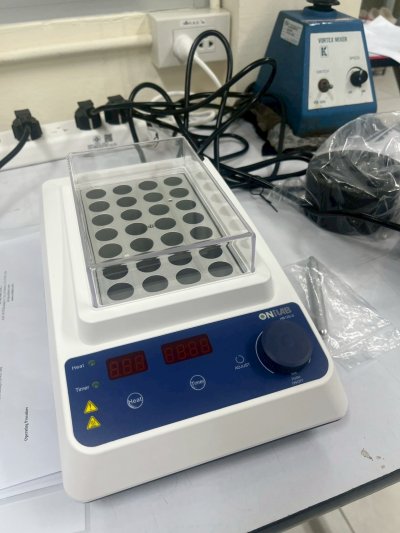 (DM0412) Clinical Centrifuge, (MX-S) Vortex Mixer Microplate Mixer, (HB120-S) Dry Bath - Onilab