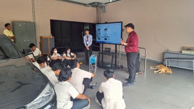 ศึกษาดูงาน มทร.สุวรรณภูมิ สุพรรณบุรี
