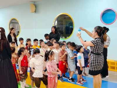 Loy Kratong Day 2025