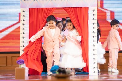 NeoChild Lantern Festival 2025