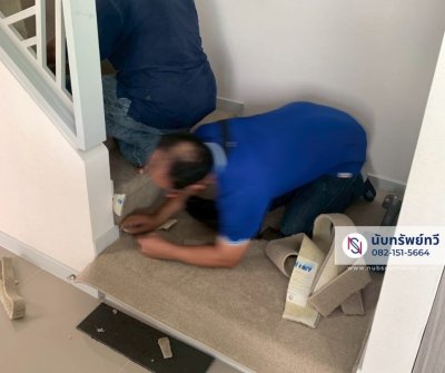 ติดตั้งพรมทอปูบันได พรมทอHansa พรมสีครีม พรมสีเบจ