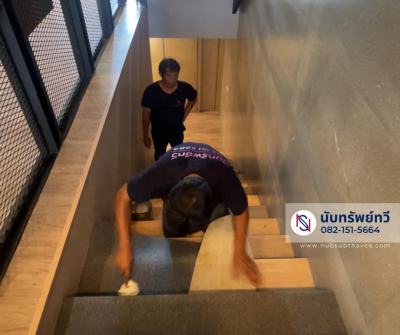 ติดตั้งพรมปูพื้น ปูพรมบันได