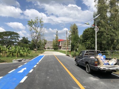 งานติดตั้งไฟถนนโรงเรียนนายร้อย