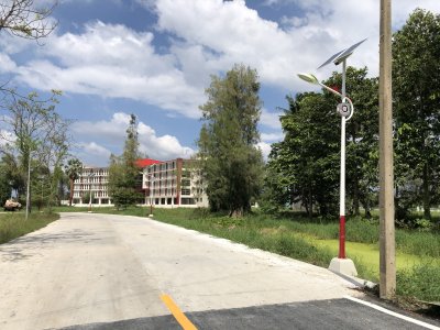 งานติดตั้งไฟถนนโรงเรียนนายร้อย