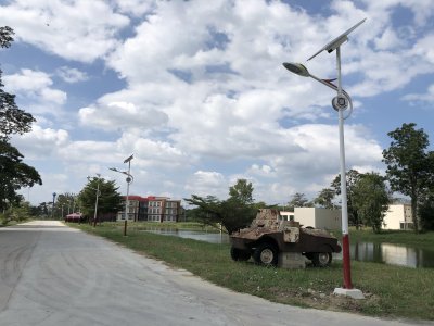 งานติดตั้งไฟถนนโรงเรียนนายร้อย