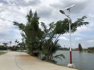 งานติดตั้งไฟถนนโรงเรียนนายร้อย