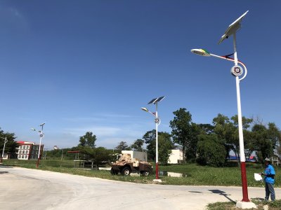 งานติดตั้งไฟถนนโรงเรียนนายร้อย