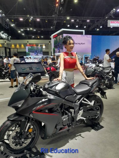 MOTOR SHOW 2024 (4)