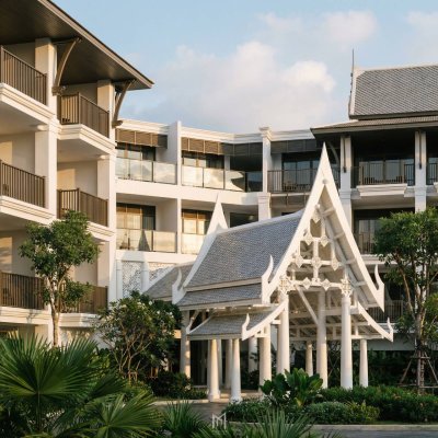 โรงแรม"ถาวร ปาล์ม บีช รีสอร์ท ภูเก็ต"