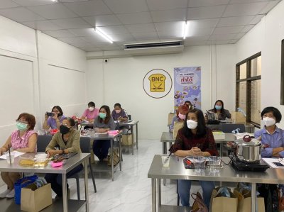 กิจกรรม WORKSHOP วุ้นพวงมาลัยวันแม่ กับ วุ้นผงตราโทรศัพท์  กิจกรรม WORKSHOP วุ้นพวงมาลัยวันแม่ กับ วุ้นผงตราโทรศัพท์