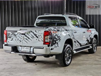  Mitsubishi ​Triton​ 2.4Plus GT 4ประตู ปี2019 สี Pearl White